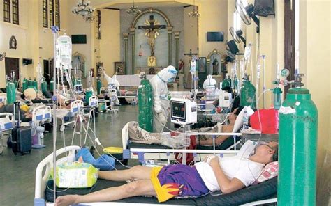 Philippine Heart Center’s COVID ward, ICU hit full.